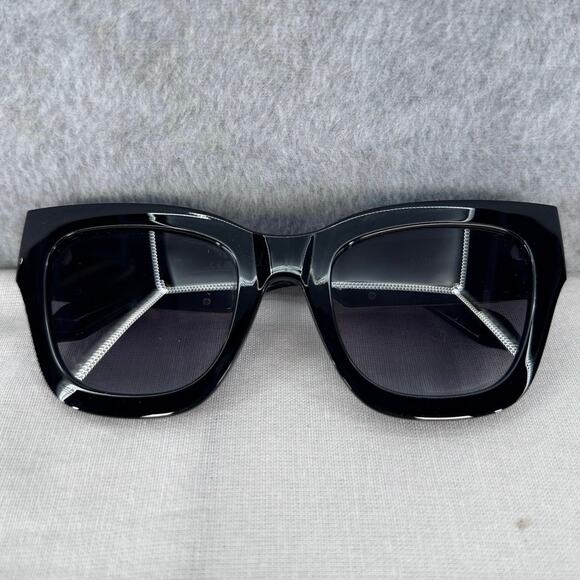 Quay By The Way Black Oversized Sunglasses cat Eye Silver Accent - Picture 8 of 9